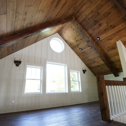 custom--lake-home-loft--reclaimed-beams